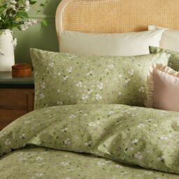 Wylder Bronte Floral 100% Cotton Duvet Cover Set in Green - Size: Single - thumbnail 2