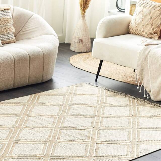 Wyld and Coco Off White Beige Cotton Wool Rug Geometric Pattern Tassels - Size: 160 cm x 230 cm - image 1