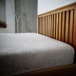 Smart Living Luxury Quality Fitted Teddy Bear Fleece Flannel Fitted Sheet in Silver - Size: Single Fitted