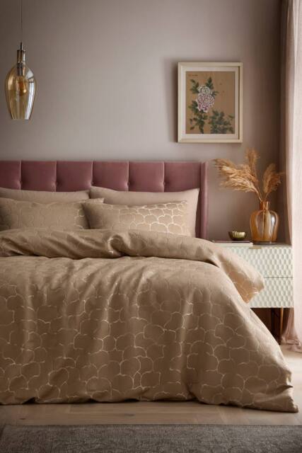 Soiree 'Ginko' Jacquard Woven Duvet Cover Set in Natural - Size: Double - image 1