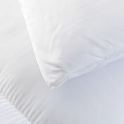 Snug City Autumn 10.5 Tog Microfibre Soft Like Down Duvet With Non Allergenic Hollowfibre Filling in White - Size: Single - thumbnail 6