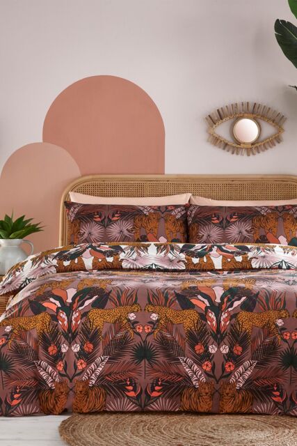 Furn Kaihalu Jungle Animal Floral Reversible Duvet Cover Set in Brown - Size: King - image 1
