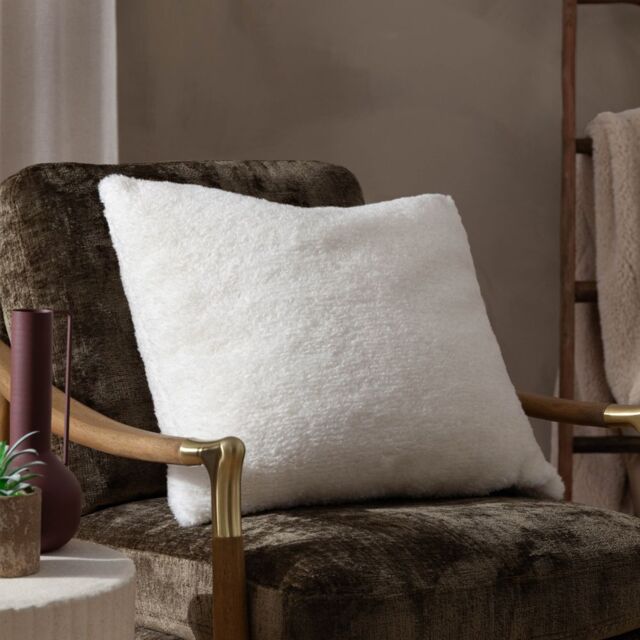 Yard Olann Faux Shearling Cushion in White - Size: 45 cm x 45 cm - image 1