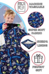 Just Essentials Game Over Print Reversible Fleece Blanket in Mid Navy - Size: Small - thumbnail 2