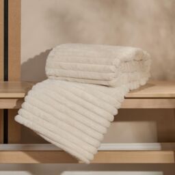 OHS Faux Fur Ribbed Fleece Throw Blanket Winter Warm Supersoft in Natural - thumbnail 3