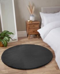 The Linen Consultancy TLC 5 Star Hotel Concept Luxury Faux Fur Charcoal Rug - Size: 60 cm x 180 cm - thumbnail 3