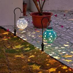 Obasyhig Wrought iron solar garden lamp in the shape of a five pointed star in Pink - thumbnail 3