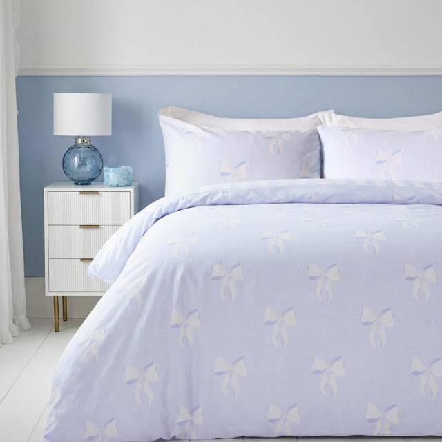 OHS Bows Stripe Reversible Duvet Cover Set Polycotton Bedding in Blue - Size: Double - image 1