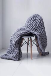 Living and Home 100*120cm Hand-Woven Chenille Blanket for Couch and Bed in Grey - thumbnail 5