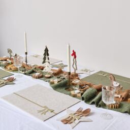 Melody Maison Set Of 2 Large Beige & Green Wool Table Runners - 140cm (1.4m / 55.1') - thumbnail 2