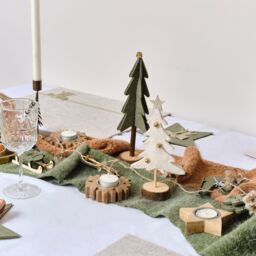 Melody Maison Set Of 2 Large Beige & Green Wool Table Runners - 140cm (1.4m / 55.1') - thumbnail 4