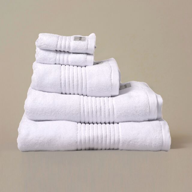 Misona Ultra Soft Bamboo Bath Towel in White - Size: Bath Sheet - image 1