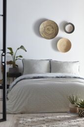 Appletree 'Landscape' 100% Cotton Floral Duvet Cover Set in Light Blue - Size: Super King - thumbnail 4