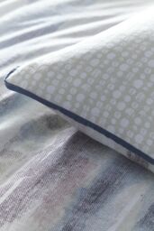Appletree 'Landscape' 100% Cotton Floral Duvet Cover Set in Light Blue - Size: Super King - thumbnail 5