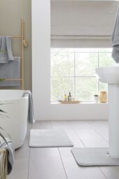 Catherine Lansfield 'Anti Bacterial' Cotton Towels in Silver - thumbnail 4