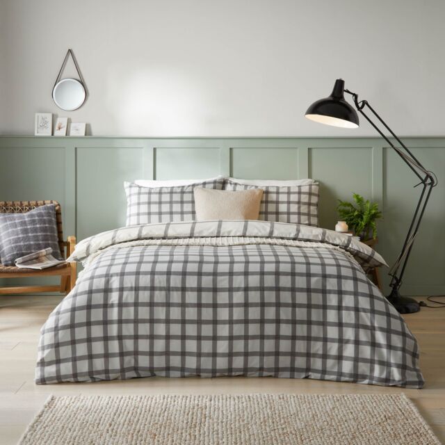Furn Canberra Check Printed Duvet Cover Set in Grey - Size: King - image 1