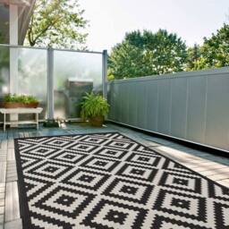 THE RUGS Outdoor Indoor Diamond Garden Patio Rug Weather Resistant Jet Washable in Black - Size: 240 cm x 340 cm - thumbnail 9