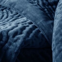 Voyage Maison Haze 100% Cotton Velvet Quilted Throw in Mid Blue - Size: 140 cm x 200 cm - thumbnail 4