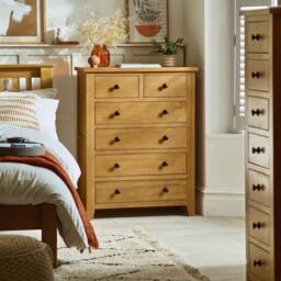 Cheshire Premium Kingsley 4 + 2 Drawer Chest - Oak in Brown - thumbnail 2