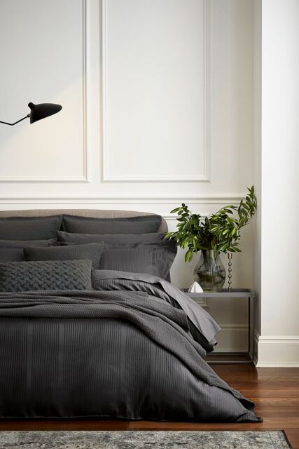 1951 'Mansa' Cotton Duvet Cover in Charcoal - Size: King - image 1