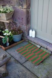 Artsy Mats Pink & Green Half Stripes Coir Doormat (60 x 40cm) in Brown - Size: 40 cm x 60 cm - thumbnail 6
