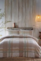 Appletree 'Verbier' 100% Brushed Cotton Duvet Cover Set in Natural - Size: Double - thumbnail 1