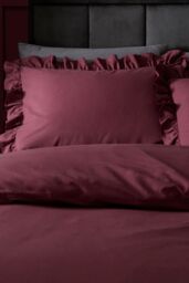 Appletree 'Cassia Frill' 100% Cotton Relaxed Look Duvet Cover Set in Red - Size: King - thumbnail 2