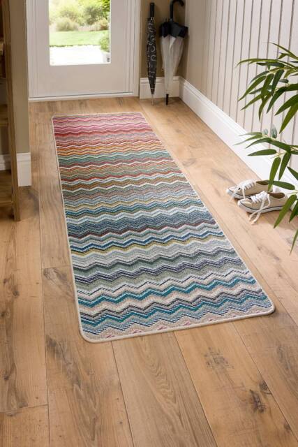 My Mat My Stain Resistant Candy Rainbow Zig Zag 67X200 - Size: 67 cm x 200 cm - image 1