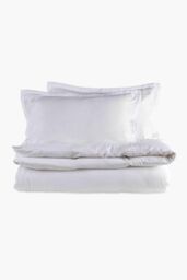 CHRISTY Double Layered Relaxed Retreat Luxury Cotton Duvet Cover Sets in White - Size: Super King - thumbnail 2