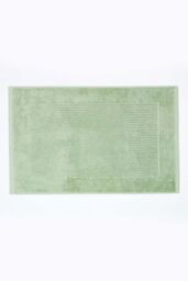 Homescapes Imperial Plain Cotton Bath Mat in Green - thumbnail 1