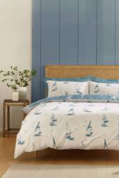 Catherine Lansfield 'Salcombe Boats' Reversible Duvet Cover Set in Light Blue - Size: Double - thumbnail 1