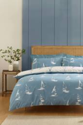 Catherine Lansfield 'Salcombe Boats' Reversible Duvet Cover Set in Light Blue - Size: Double - thumbnail 2