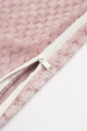 OHS 4 Pack of Waffle Fleece Square Cushion Covers in Light Pink - Size: 45 cm x 45 cm - thumbnail 4