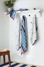 Helena Springfield 'Star' Cotton Towel in White - thumbnail 3