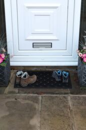JVL Lattice Scraper Rubber Studs Doormat 40x70cm in Black - Size: 40 cm x 70 cm - thumbnail 2