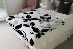 Benjamin Tate Design Black & White Floral Blanket in Natural - Size: 120 cm x 150 cm - thumbnail 3