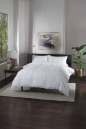 The Lyndon Company Square Up Grid 100% Cotton Tufted Supersoft Duvet Cover Set - Deyongs 1846 in White - Size: Single - thumbnail 2