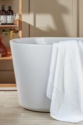 CHRISTY 'Renaissance' Luxury 675GSM Egyptian Cotton Towels in White - Size: Bath Sheet