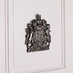 Glasstone Vintage Silver Style 37cm Cast Metal Coat of Arms - thumbnail 3