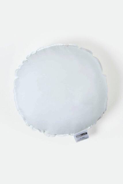 Homescapes Super Microfibre Round Shaped Cushion Pad - Cushion Filler & Inserts in White - Size: 45 cm x 45 cm - image 1