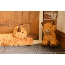 Country Living Highland Cow Draught Excluder in Amber - thumbnail 6