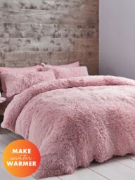 Catherine Lansfield 'Cuddly' Faux Fur Duvet Set in Pink - Size: Single - thumbnail 1
