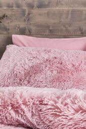 Catherine Lansfield 'Cuddly' Faux Fur Duvet Set in Pink - Size: Single - thumbnail 2