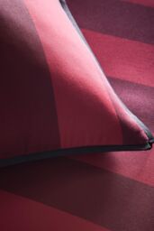 Laurence Llewelyn-Bowen 'Festivo Circus Stripe' Striped Print 100% Cotton Duvet Cover Set in Red - Size: Double - thumbnail 3