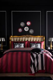 Laurence Llewelyn-Bowen 'Festivo Circus Stripe' Striped Print 100% Cotton Duvet Cover Set in Red - Size: Double - thumbnail 4