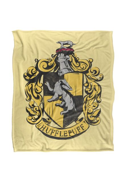 Warner Brothers Harry Potter Drawn Hufflepuff Crest Blanket 152 x 127 cm in White - image 1