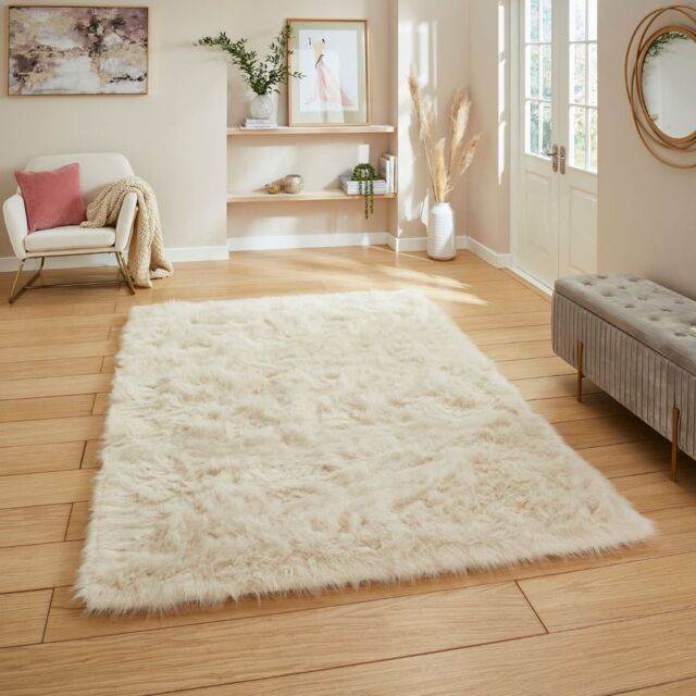 The Rug Shop UK Beige Modern Shaggy Plain Easy To Clean Area Rug - Size: 160 cm x 230 cm - image 1