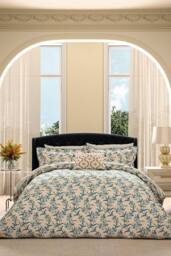 V&A 'Sweet Tendrils' Cotton Duvet Cover Set in Cream - Size: Single - thumbnail 1