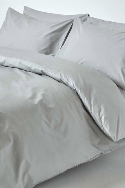 Homescapes Egyptian Cotton Duvet Cover with Pillowcase, 200 TC in Silver - Size: Single - image 1