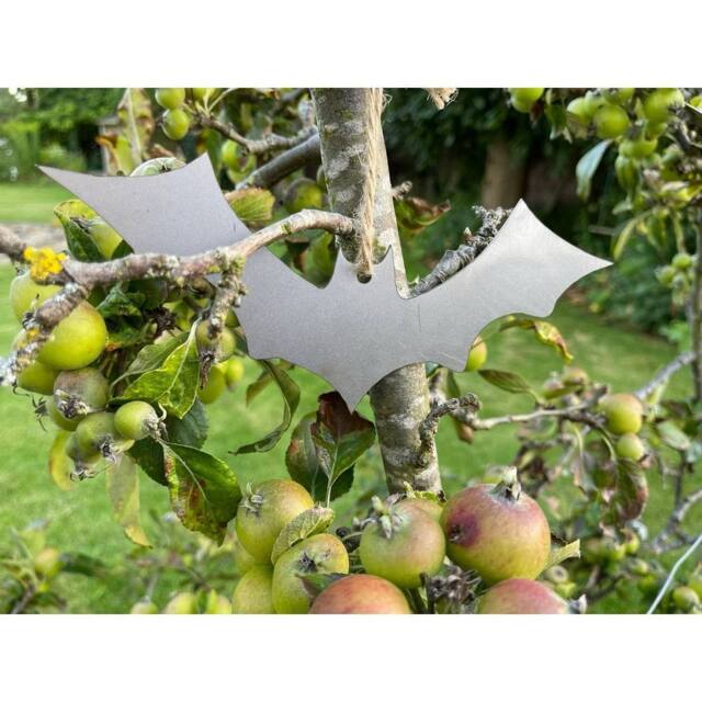 Poppyforge Hanging Bat Garden Art (Pack of 3) - W20 x H8 cm in Silver - image 1